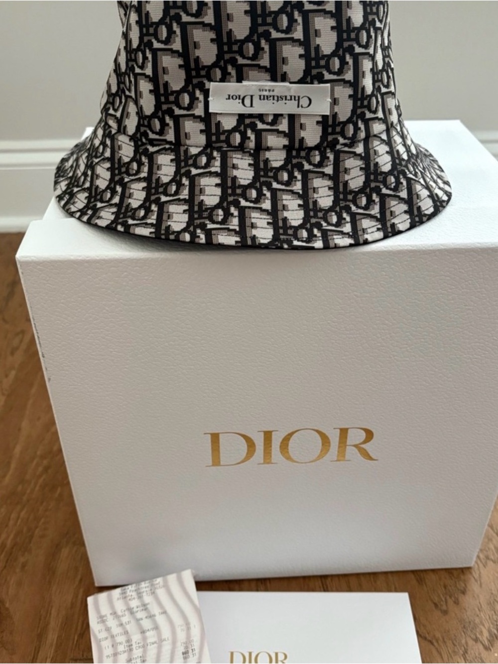 Dior Reversible bucket hat